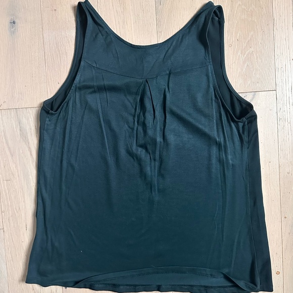 Express Tank Top - Picture 2 of 3
